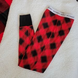 Adorable Victoria's Secret Buffalo Plaid Thermal Joggers/Bottoms - Small